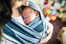 The Benefits of Baby Wearing